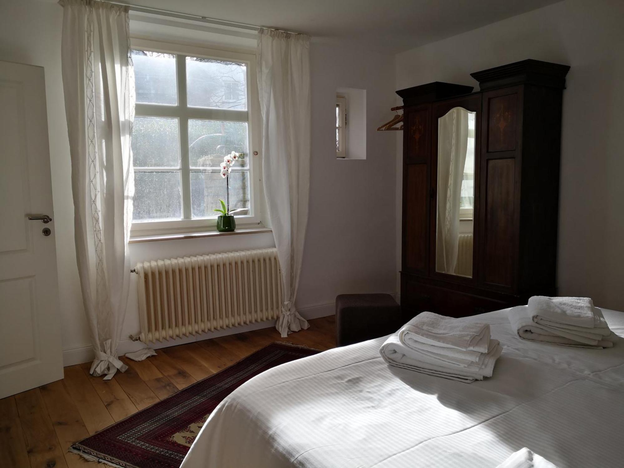 Fuenf Giebel Eck In Der Freiheit Am Ruhrtalradweg Hotel Wetter  Quarto foto